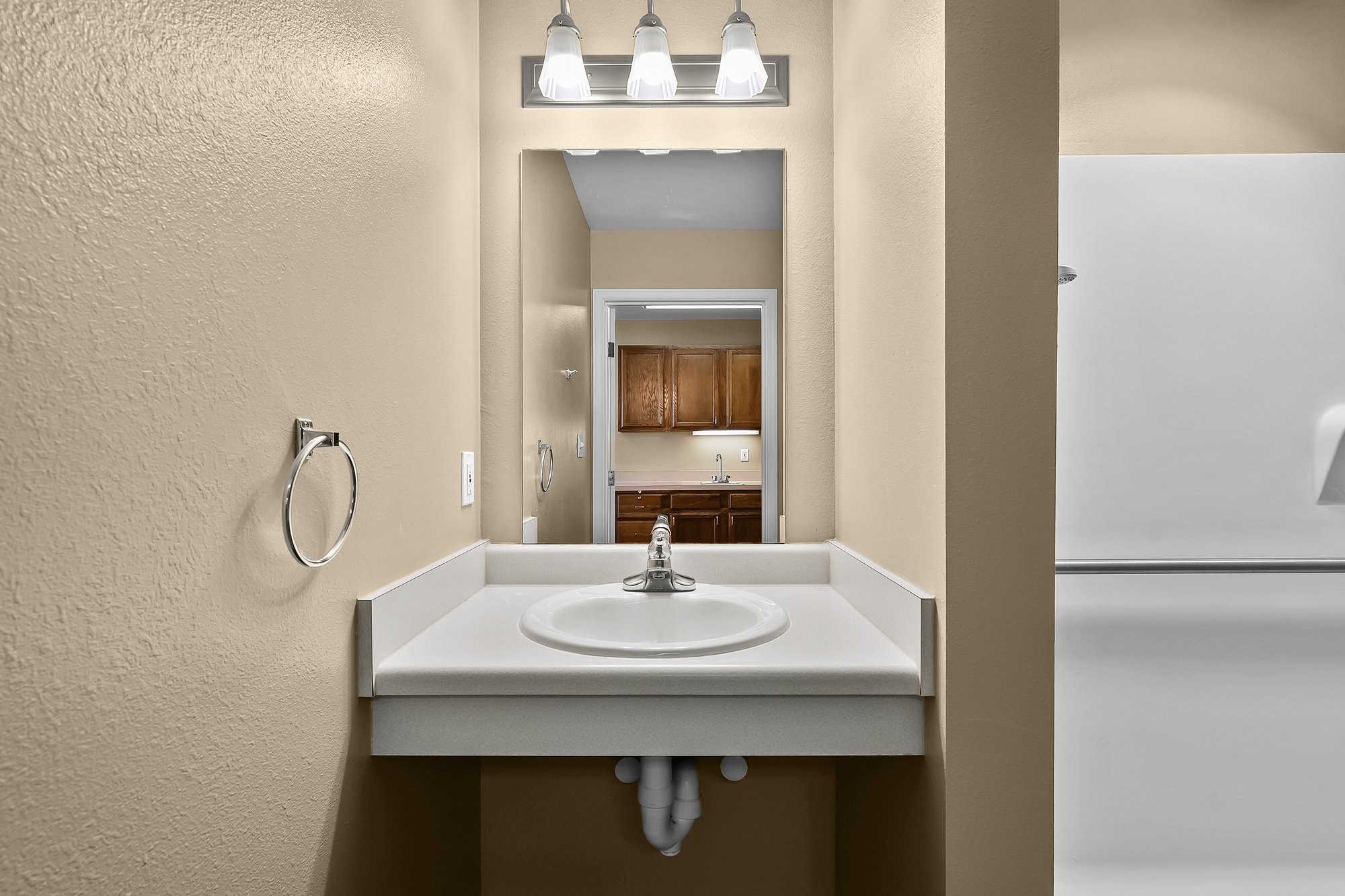 LHKMZ_AL_apartment_016
